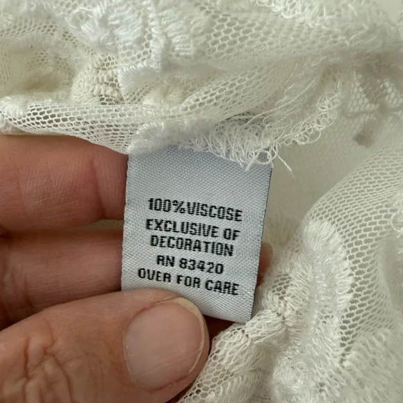 August Silk Options Sheer Lace Ivory Top Womens Size Large 100% Viscose E39 - Picture 4 of 6